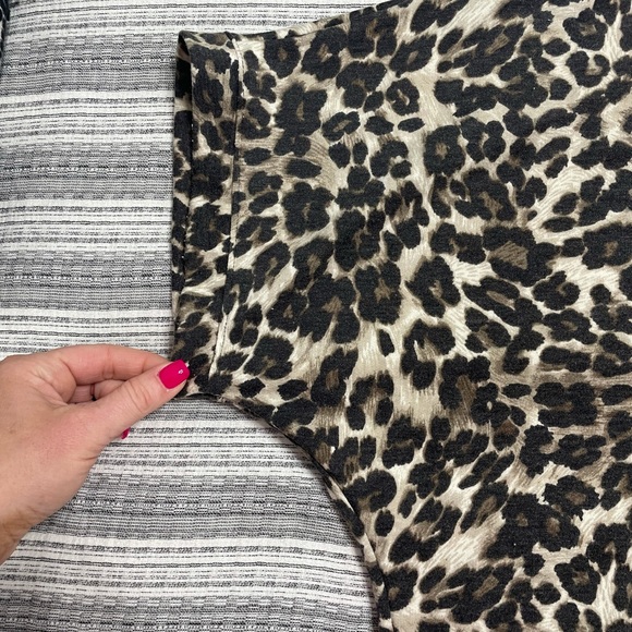 🤎🖤 Leopard Lounge Set 🖤🤎 - Picture 8 of 9